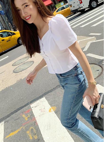 Jessica, a fresh smile from New York